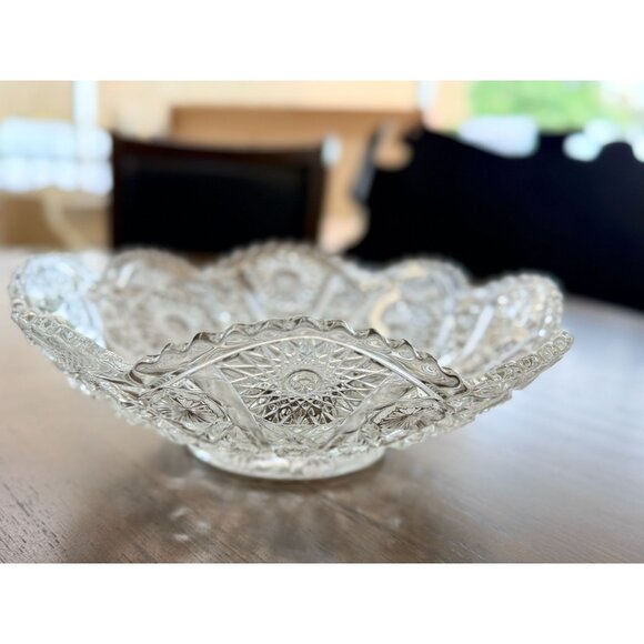 Vintage Imperial Glass Daisy & Button Round Bowl Sawtooth Edge Serving Piece